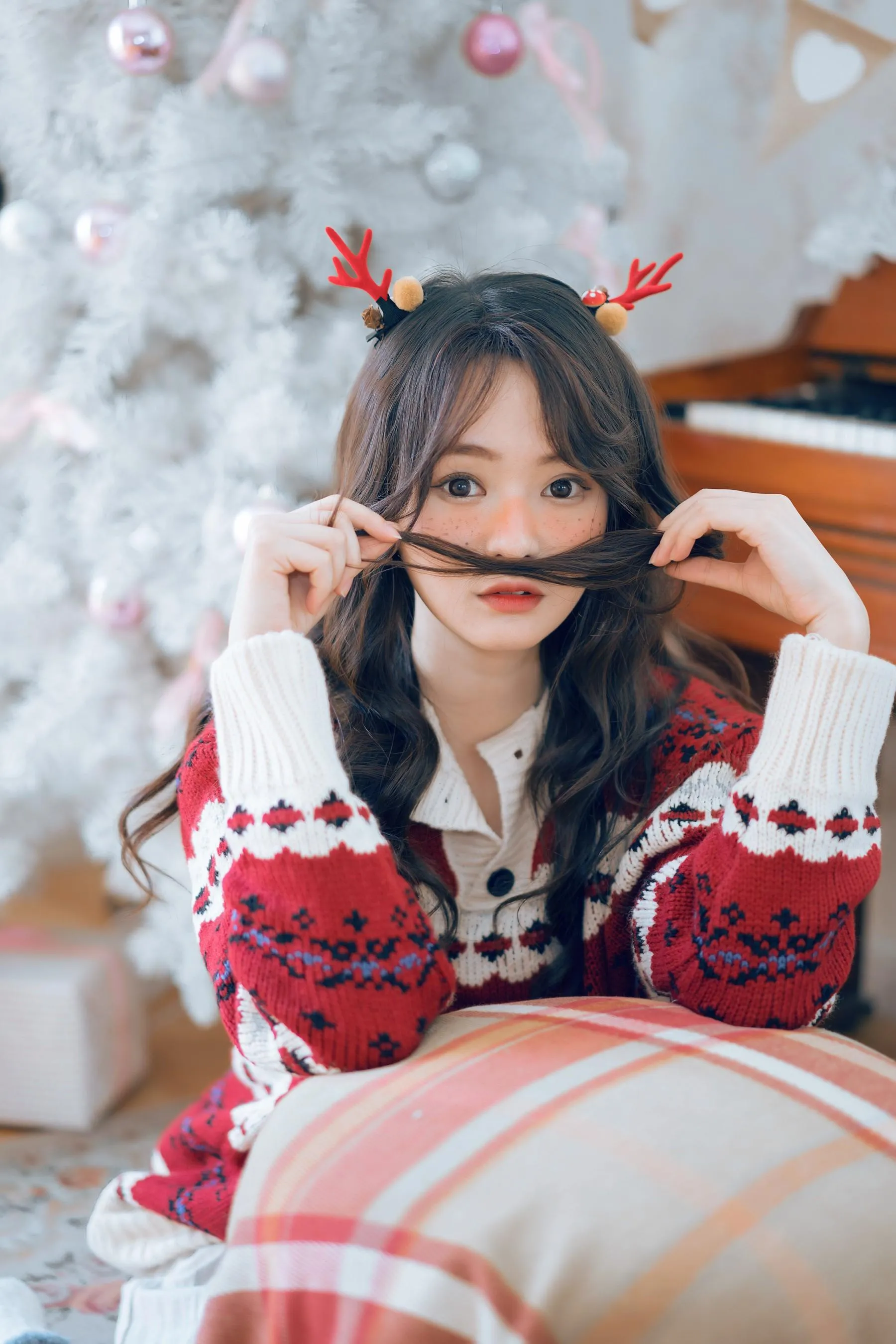 [YITUYU艺图语]2022.02.13 心田花房 乐丝 [24P]插图2
